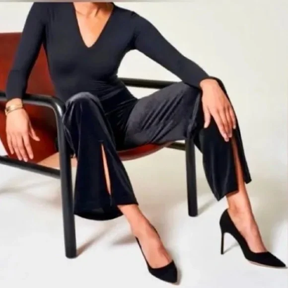 SPANX Holiday- Velour Slit Hem Pants- 1X - Picture 1 of 8